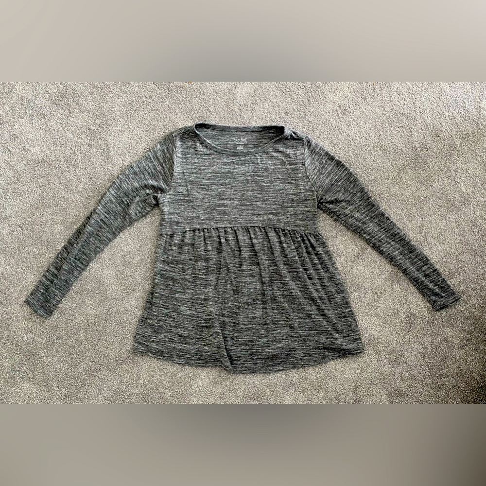 Isabel Maternity by Ingrid & Isabel Smock Top in gray - Size S